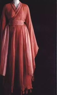 藝術(shù) 國內(nèi)眾多大片的服裝設(shè)計(jì),竟出自一位老太之手